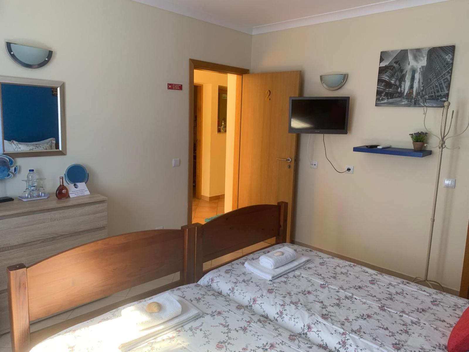 Blue Moon Guesthouse 라고스 외부 사진