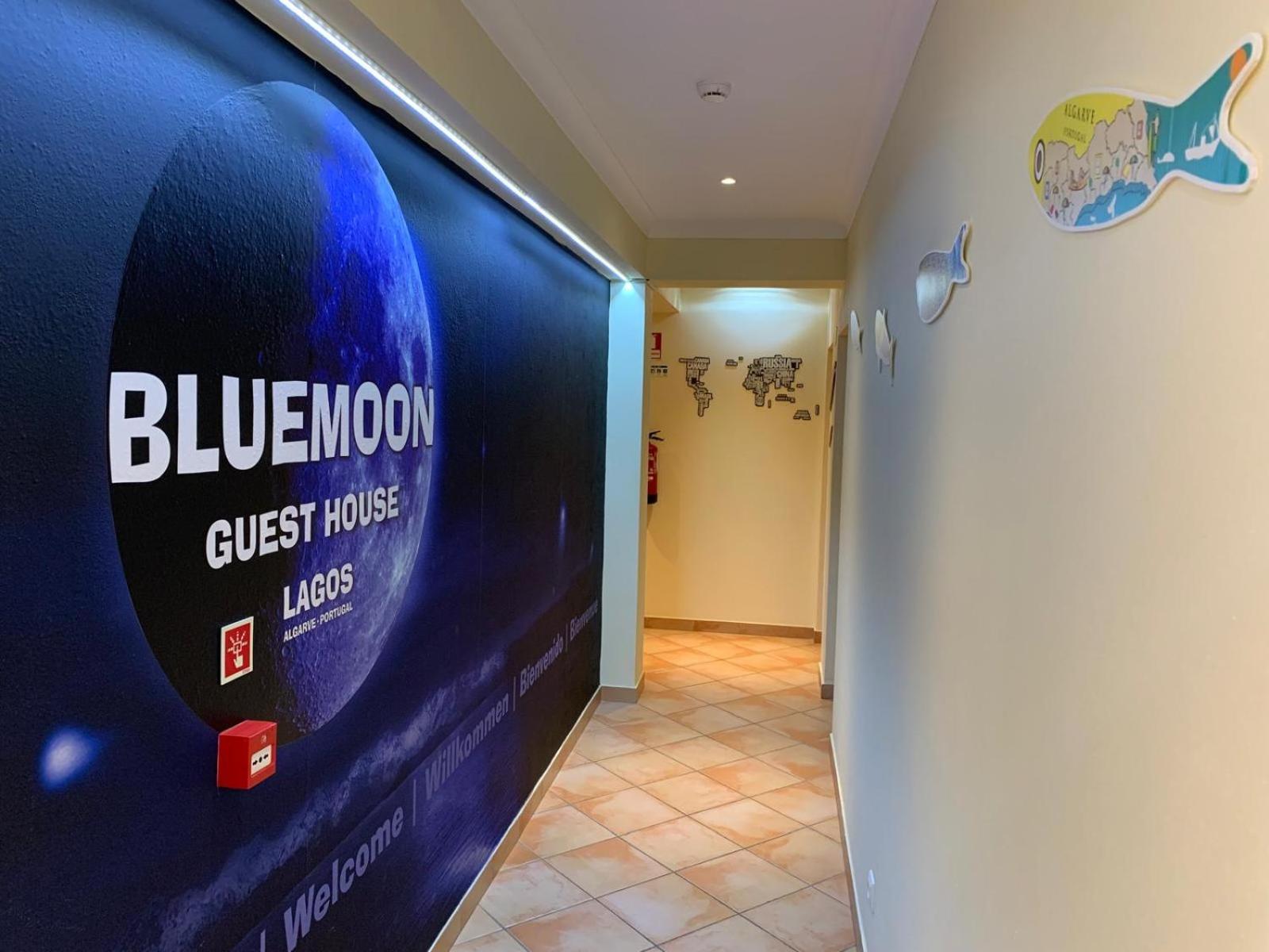 Blue Moon Guesthouse 라고스 외부 사진